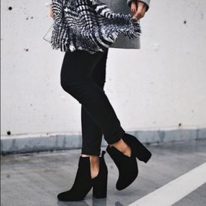 Steve madden naomi ankle bootie Clearance